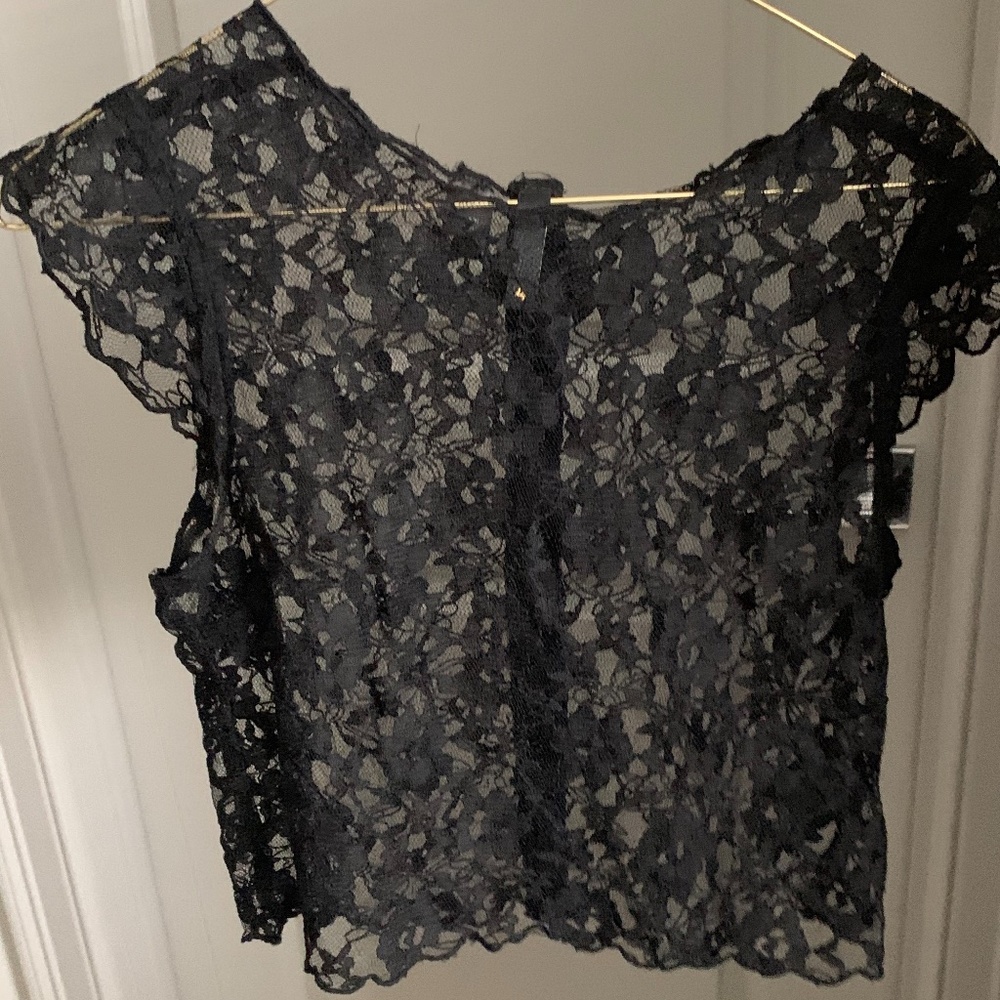 H&M Black Lace Cropped top